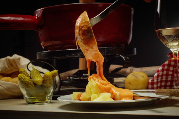 Fondue valaisanne à la tomate